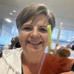 Meet your Posher, Bonnie